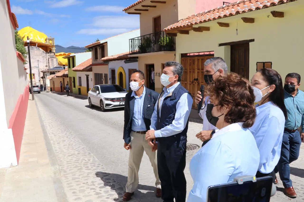 Rutilio Escandón fortalece imagen urbana de San Cristóbal de Las Casas