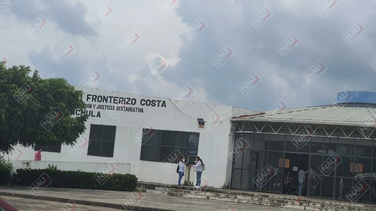 Realizan disparos contra carro estacionado