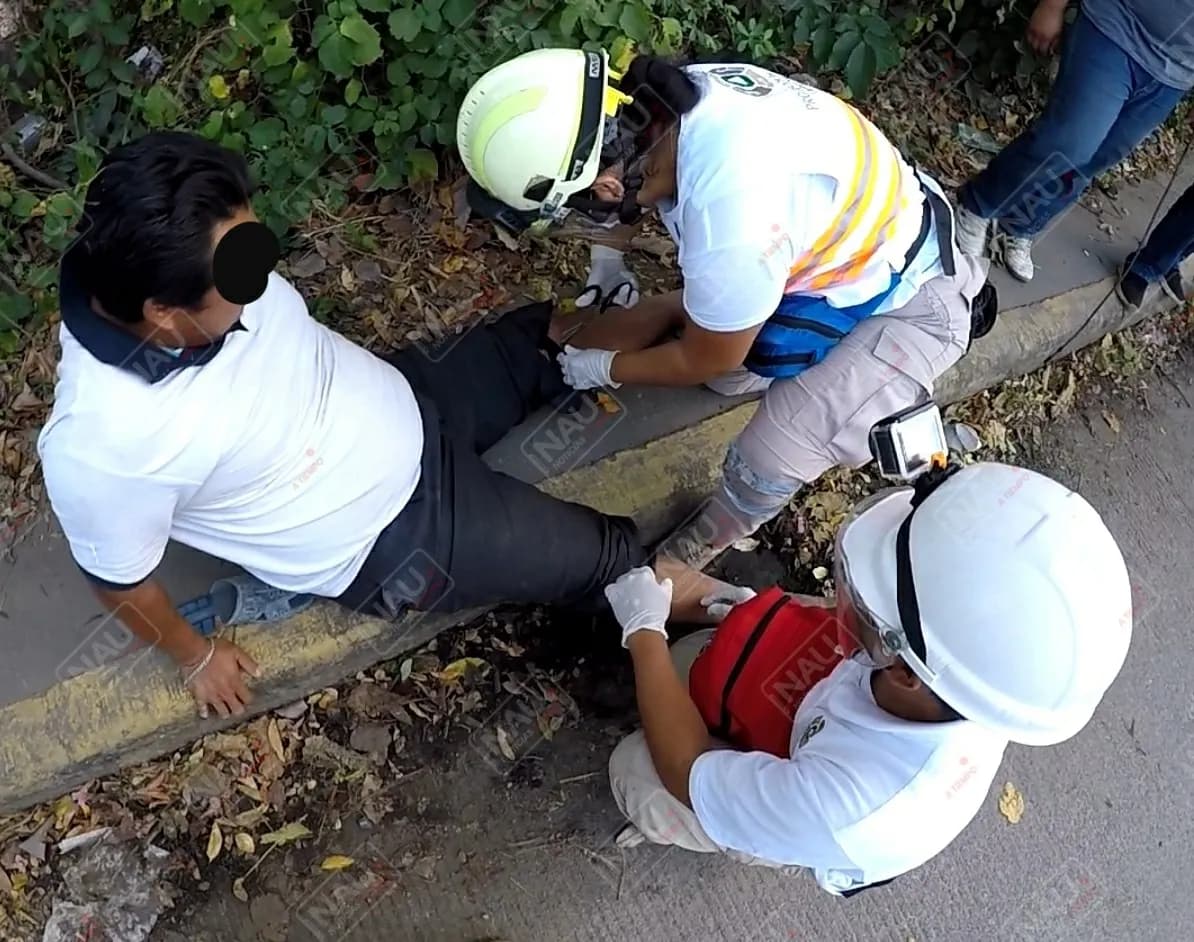Cayó de un vehículo en movimiento