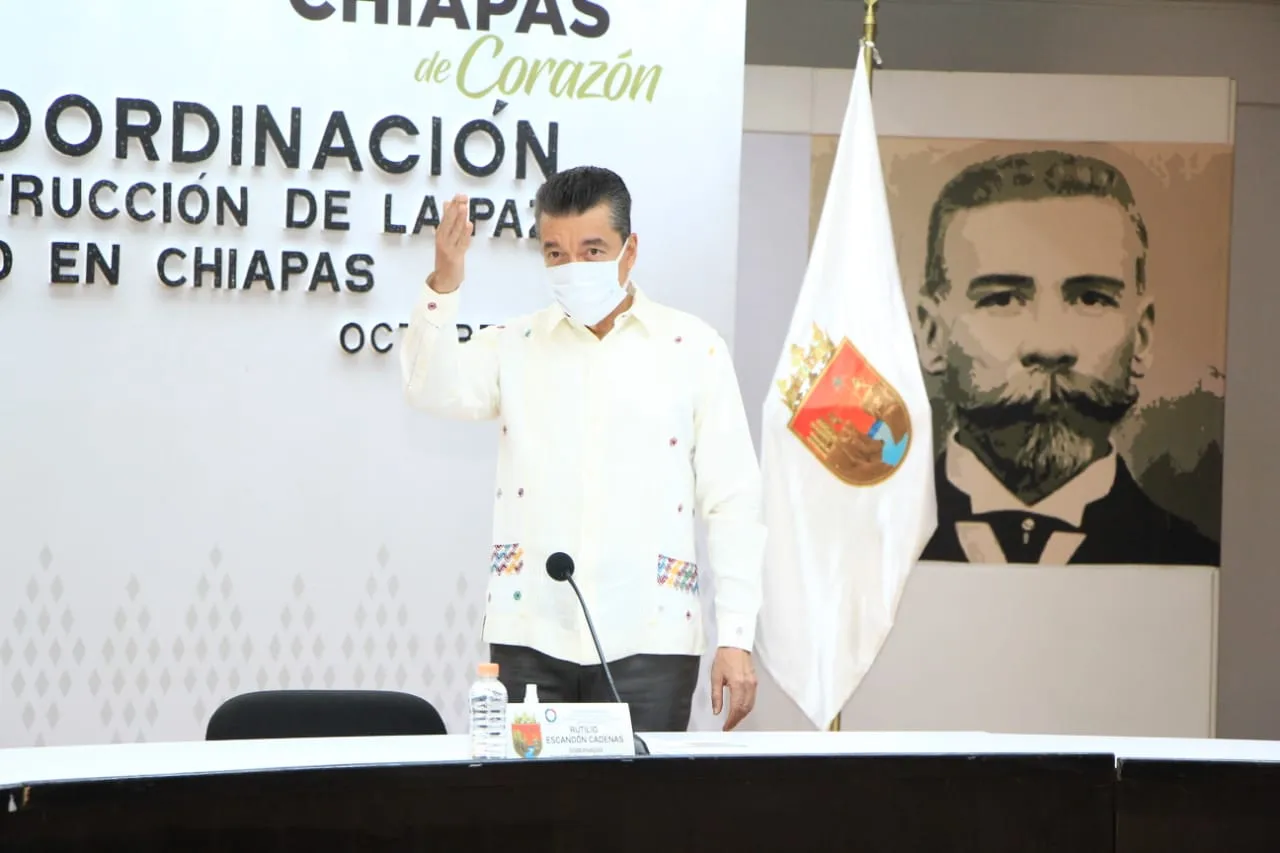 Arriban 337 mil 500 vacunas anticovid para avanzar en la inmunización en Chiapas: Rutilio Escandón