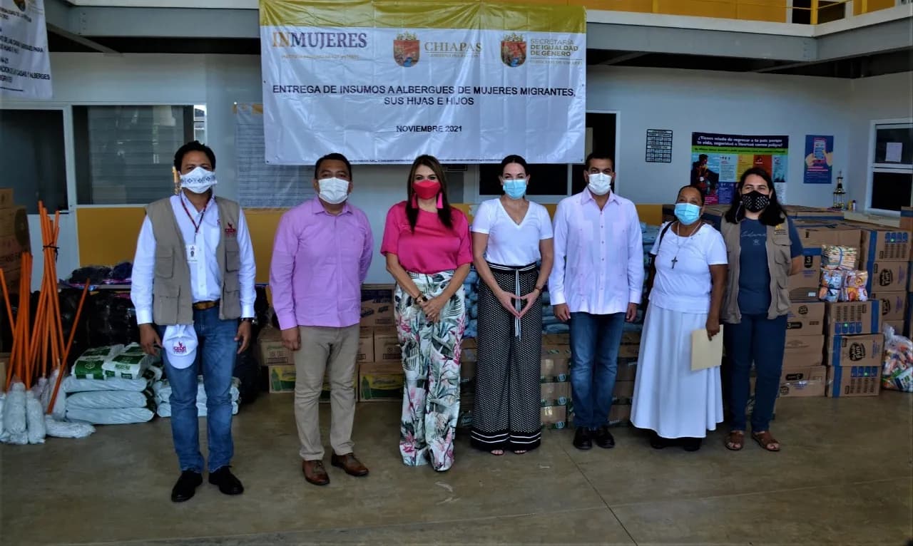 ENTREGAN INSUMOS A ALBERGUES DE MUJERES MIGRANTES DE TAPACHULA
