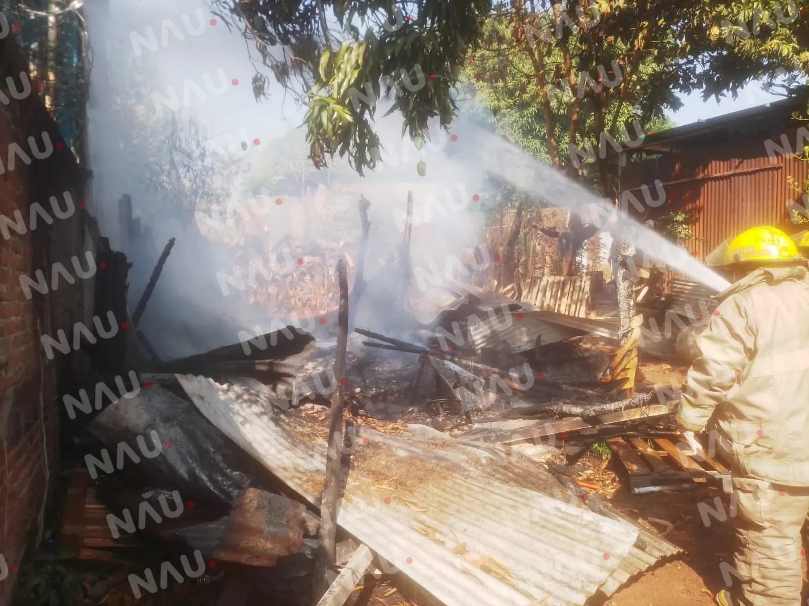 Se incendia Humilde hogar en la colonia 18 de octubre de Tapachula