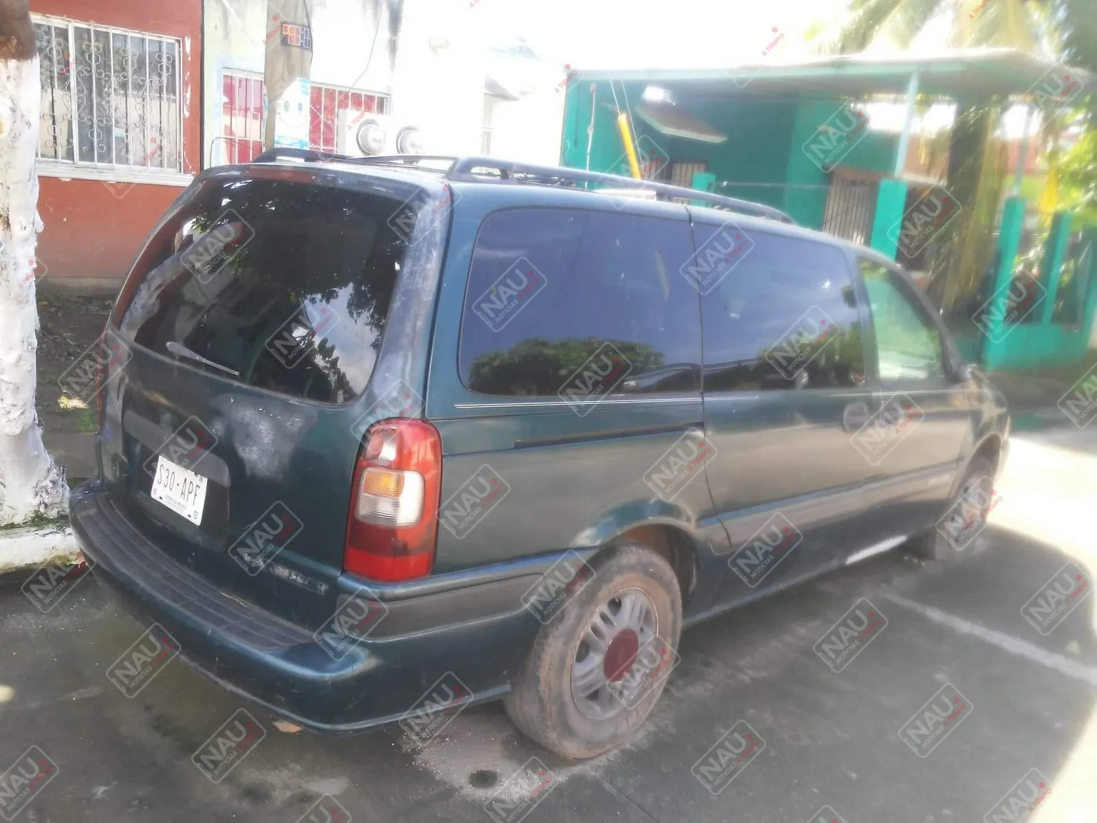 Reportan vehículo abandonado en Buenos Aires