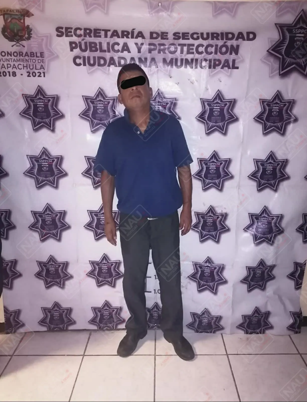 Agarró a golpes a su esposa y ocasionó daños a una peluquería