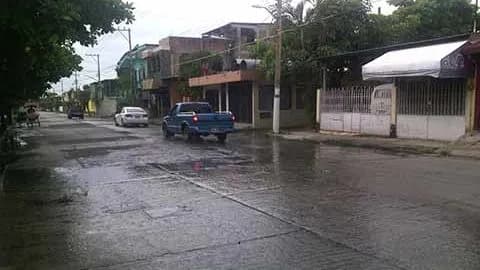 Roban motocicleta en San José el Edén