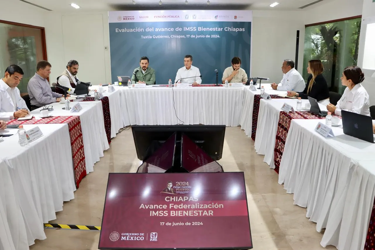 Rutilio Escandón y Zoé Robledo encabezan reunión de evaluación del modelo IMSS-Bienestar en Chiapas