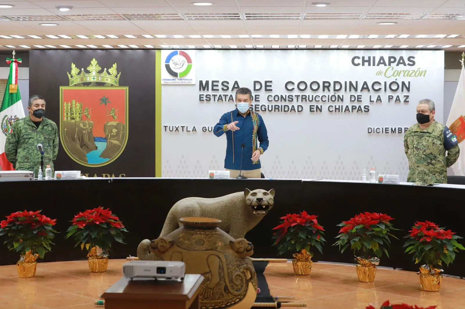 Llegan a Chiapas más de 102 mil 960 vacunas para avanzar en inmunización contra COVID-19: Rutilio Escandón