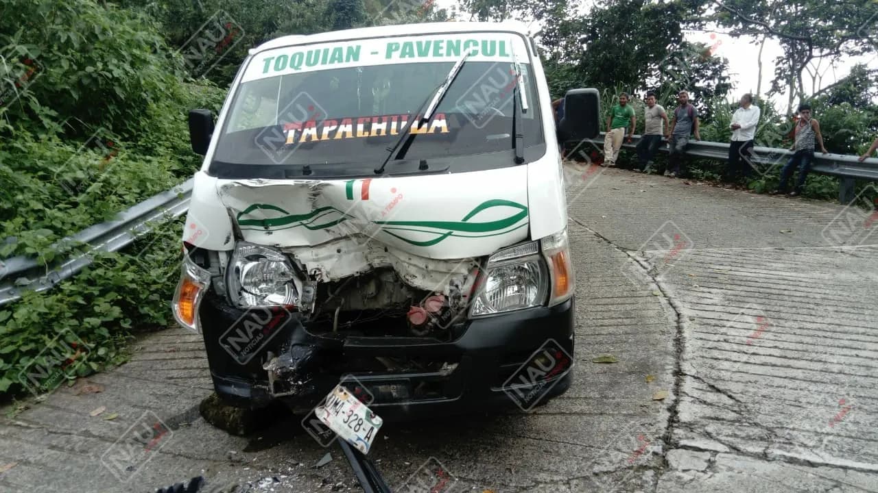 Nueve lesionados en accidente en la zona alta de Cacahoatán