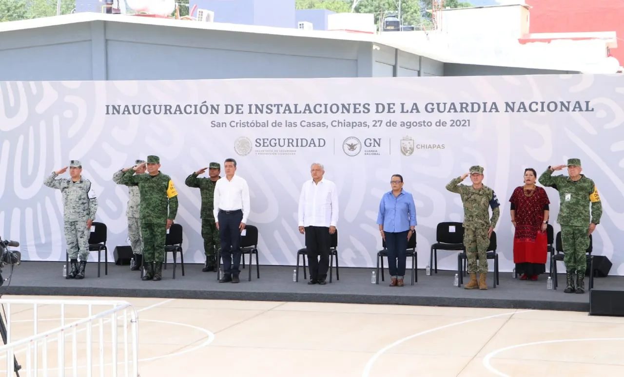 Acompaña Rutilio Escandón a AMLO en inauguración del cuartel de la Guardia Nacional en SCLC