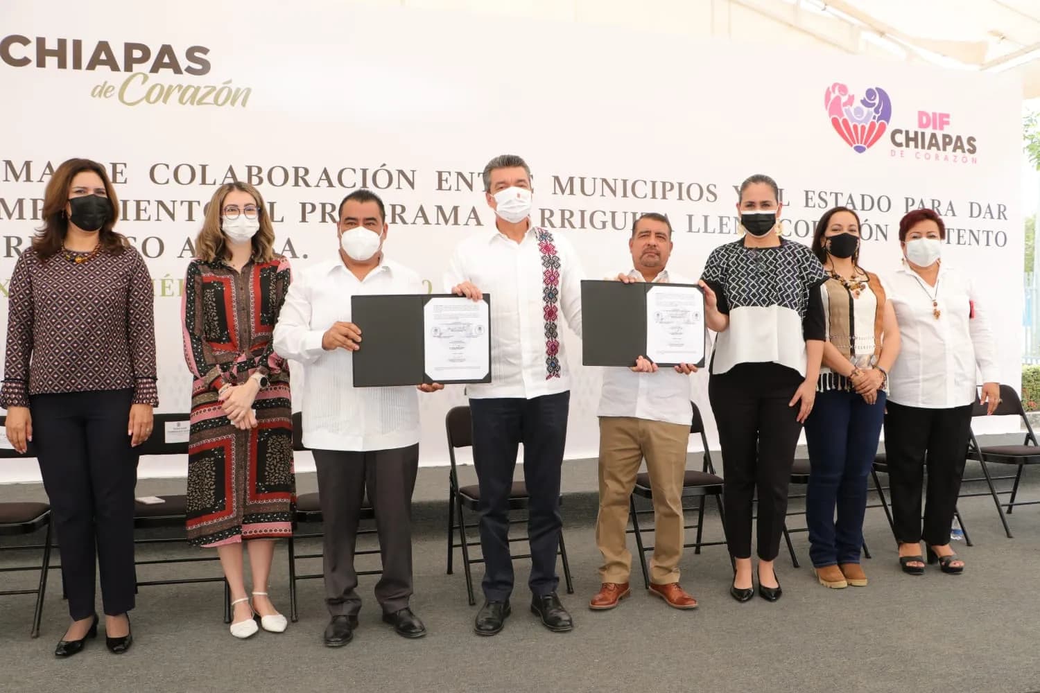Rutilio Escandón firma convenio con municipios a favor de la seguridad alimentaria de la niñez y juventud