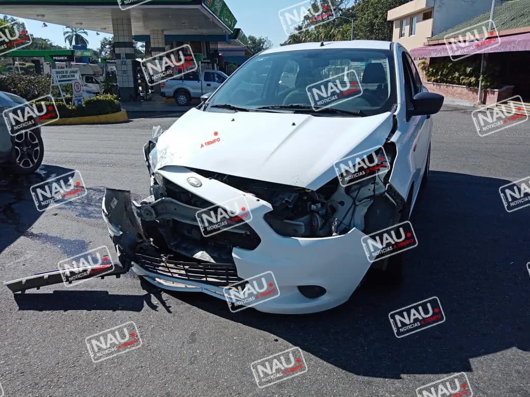 Solo daños materiales deja accidente en Tapachula.