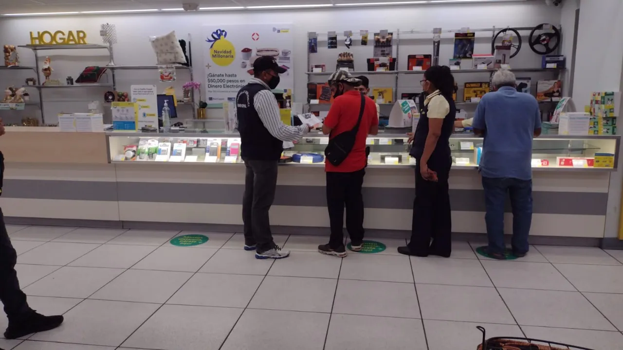CONTINÚA CAMPAÑA “NO ME CONFÍO USO CUBREBOCAS” EN CENTROS COMERCIALES DE TAPACHULA