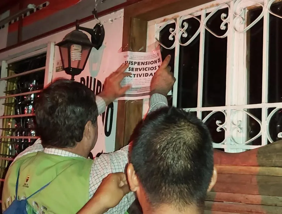 Encabeza FGE operativo en bares y cantinas de Tapachula