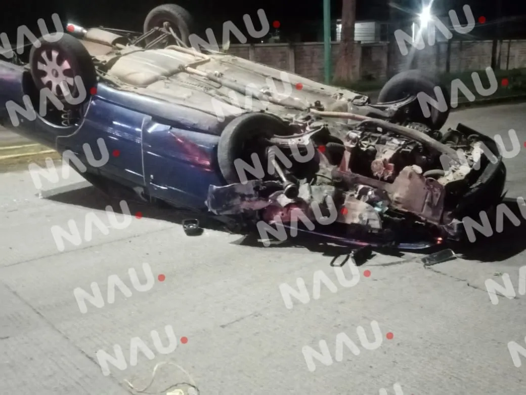 “Vídeo” Quedó volcado en la carretera a Puerto Madero