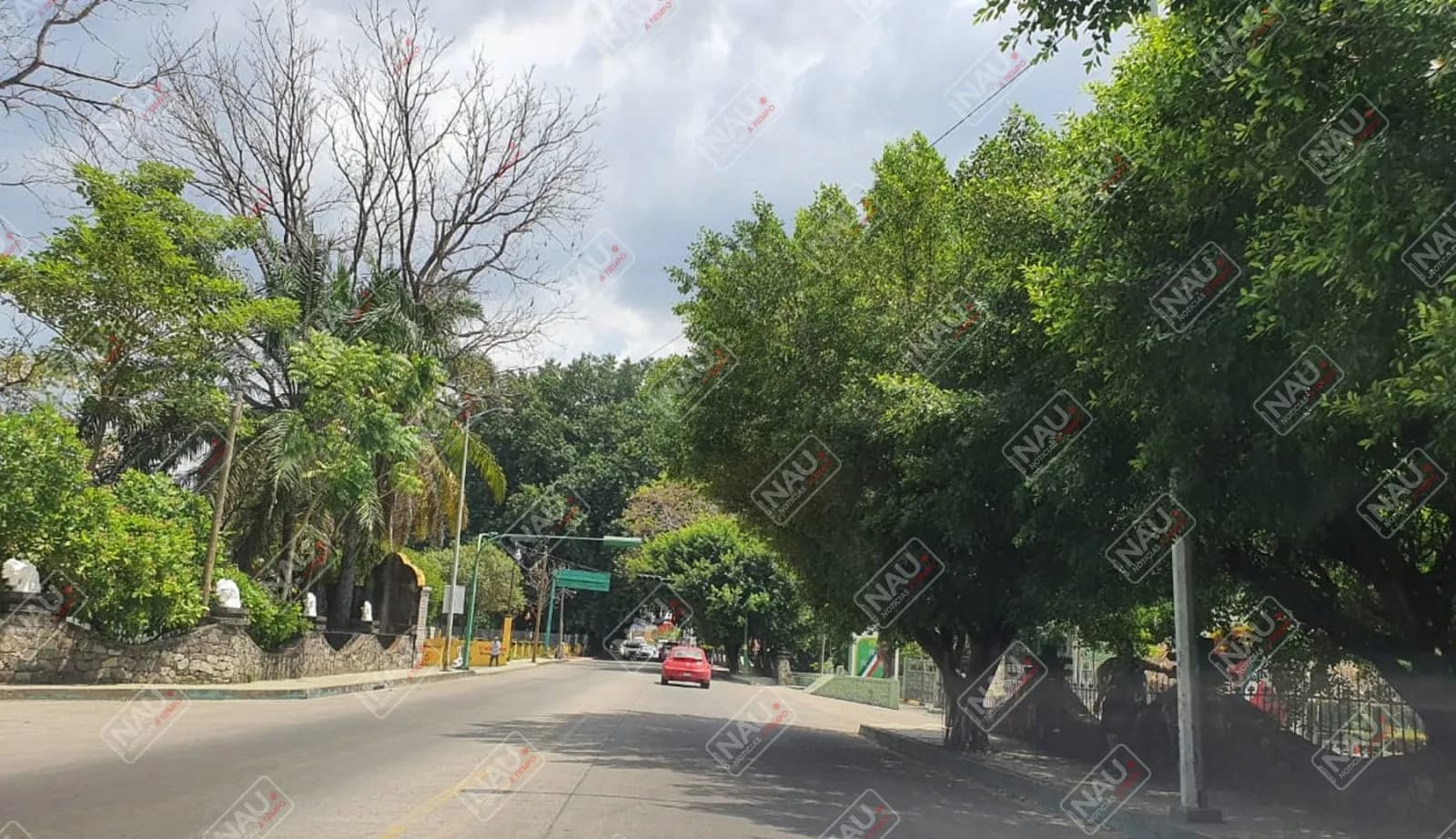 Roban motocicleta frente a la 36ª zona militar