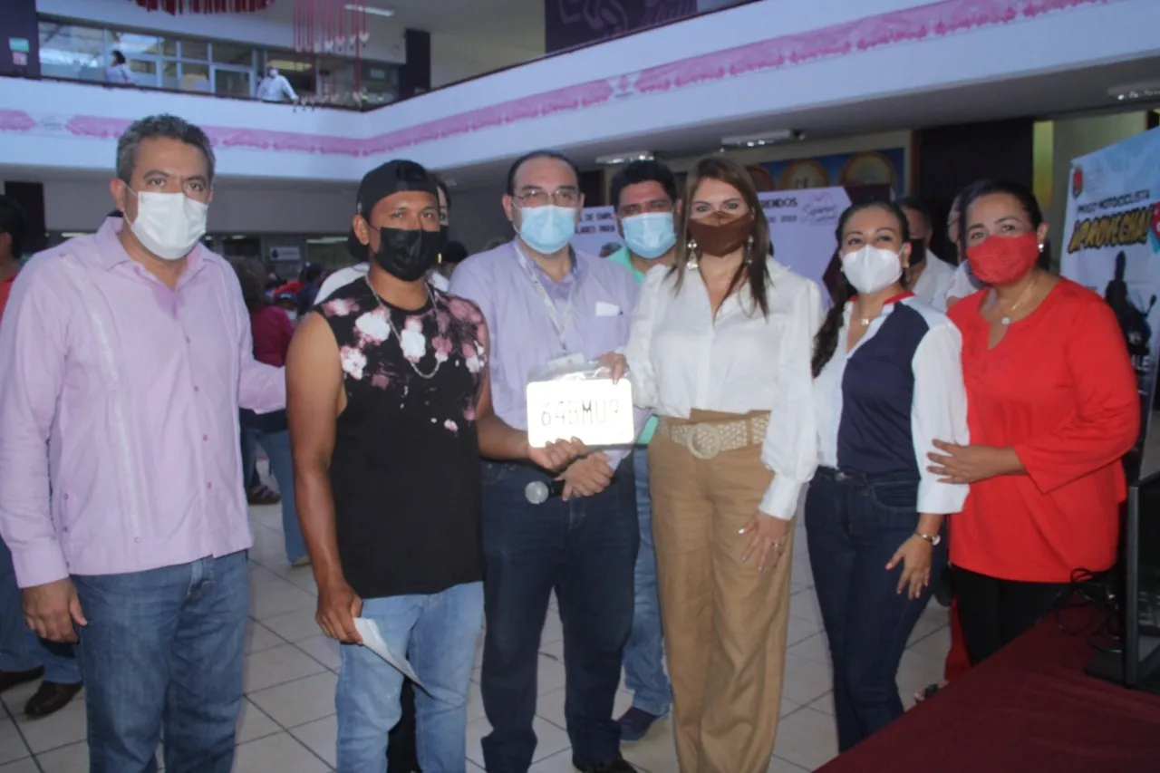 SE SUMA AYUNTAMIENTO DE TAPACHULA A CAMPAÑA DE EMPLACAMIENTO DE MOTOCICLETAS
