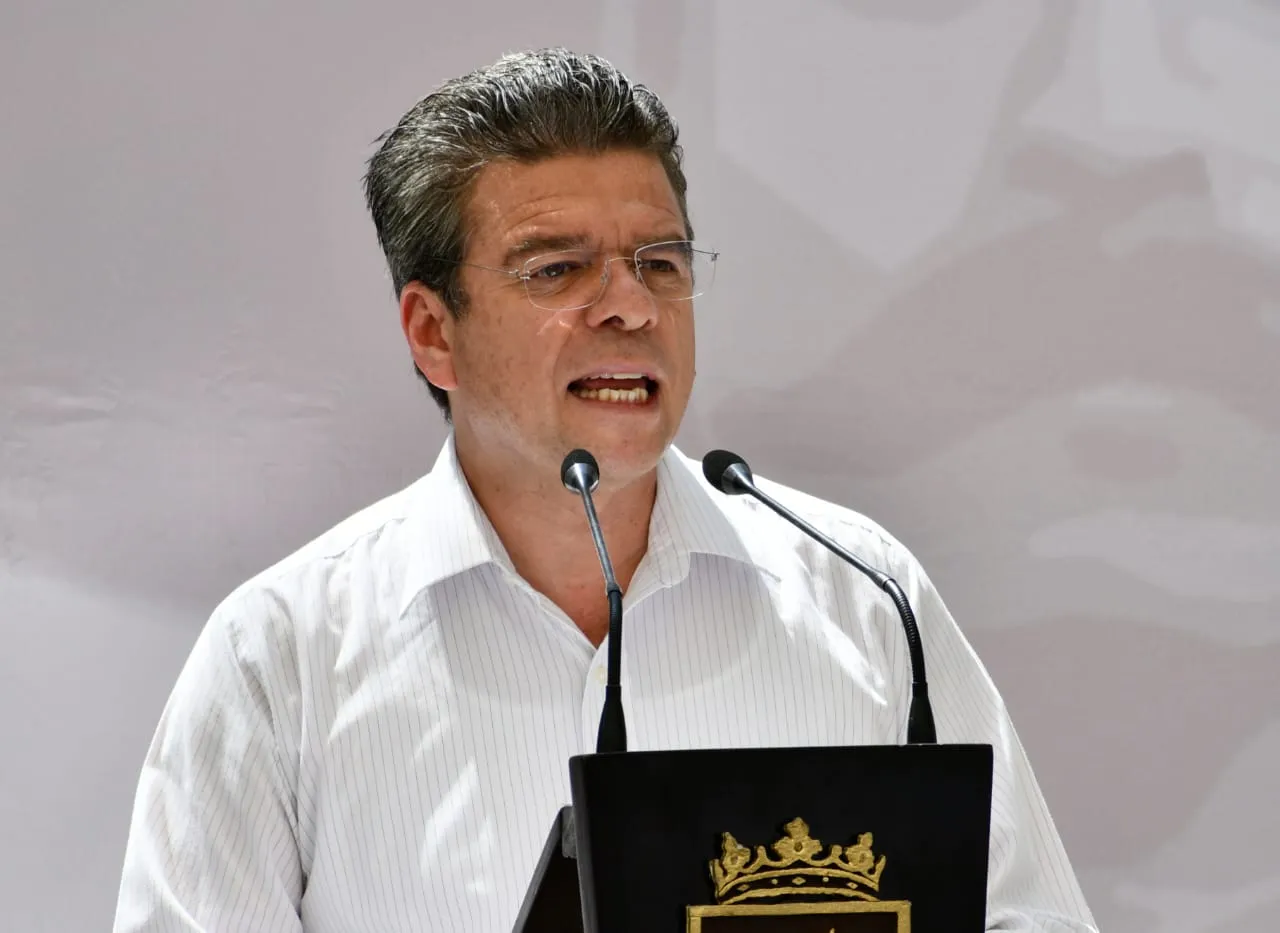 Llama Ismael Brito a enfocar esfuerzos a la salud de las y los chiapanecos