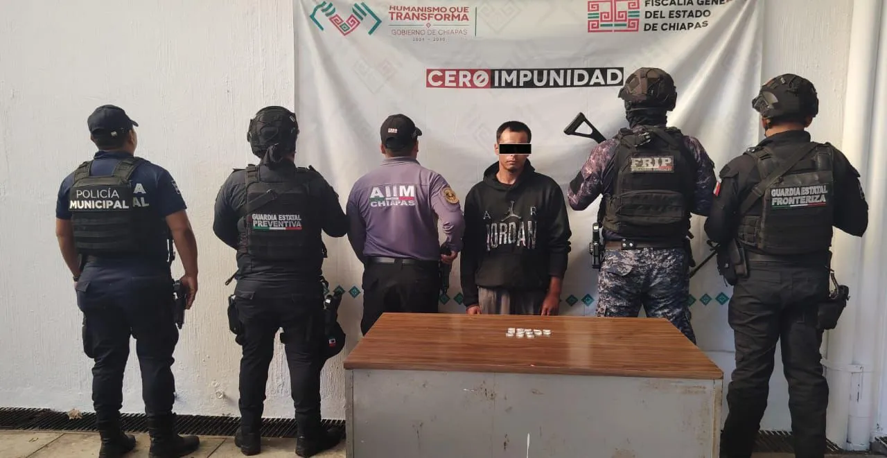 Aseguran a sujeto con droga en pleno centro de Tapachula; sería investigado por hechos violentos
