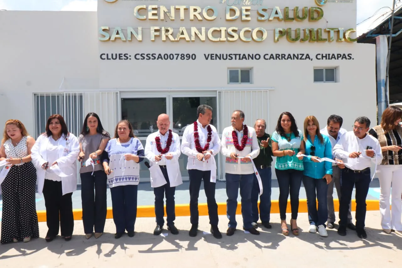En Venustiano Carranza, Rutilio Escandón inaugura reconversión del Centro de Salud San Francisco Pujiltic