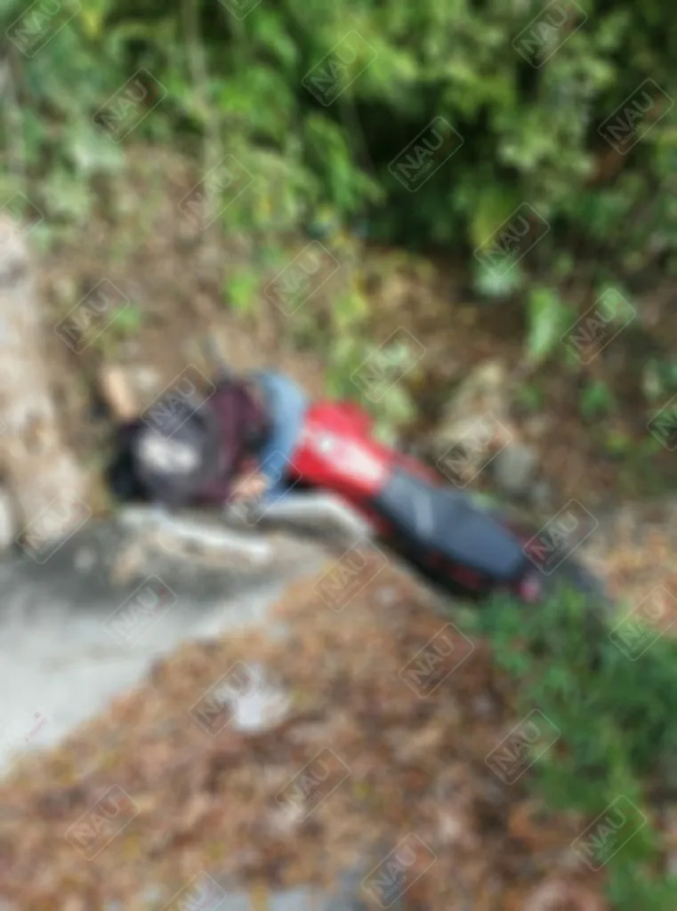 Muere tras caer de la motocicleta