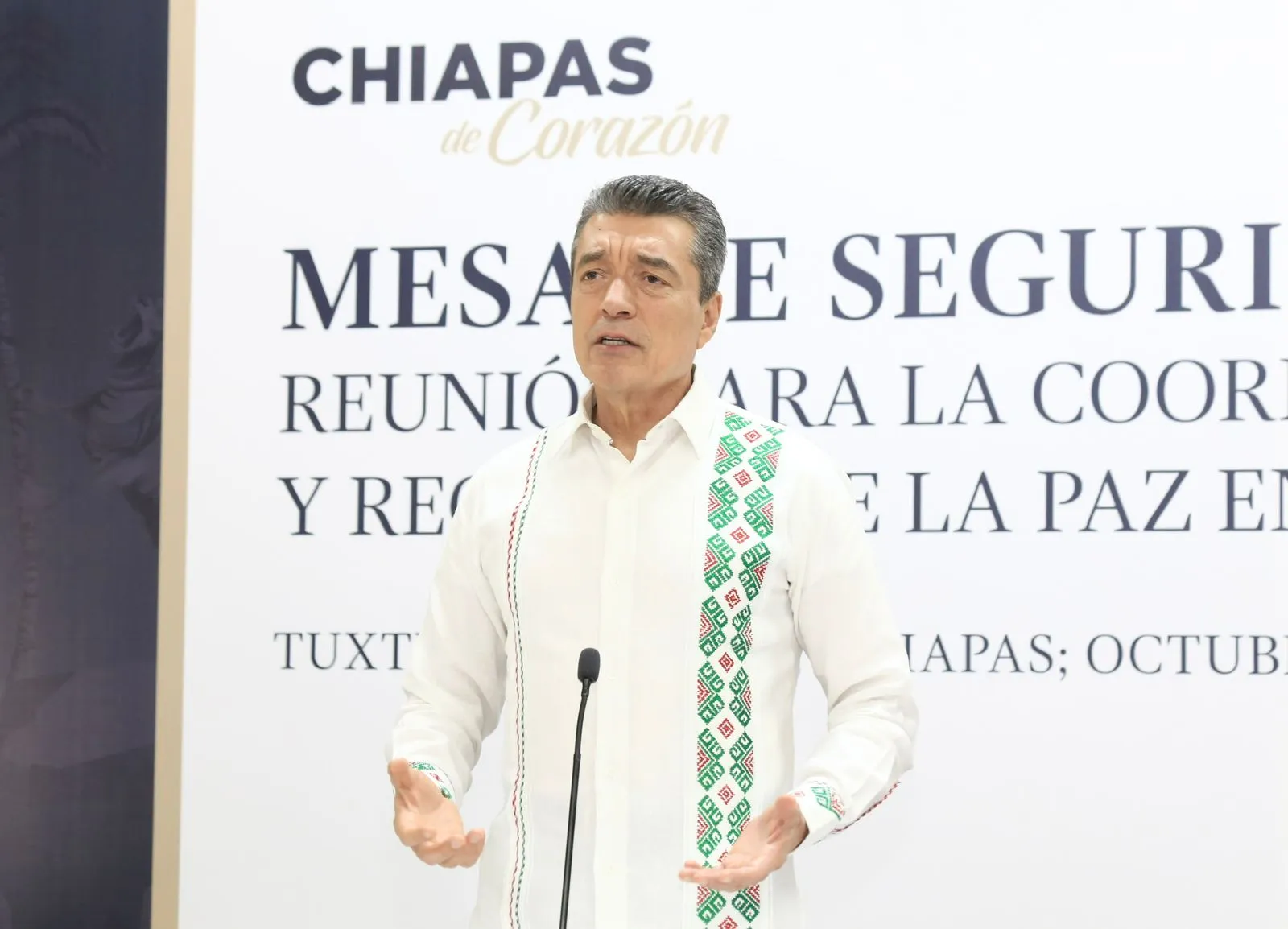 Pide Rutilio Escandón extremar precauciones ante intensas lluvias en Chiapas