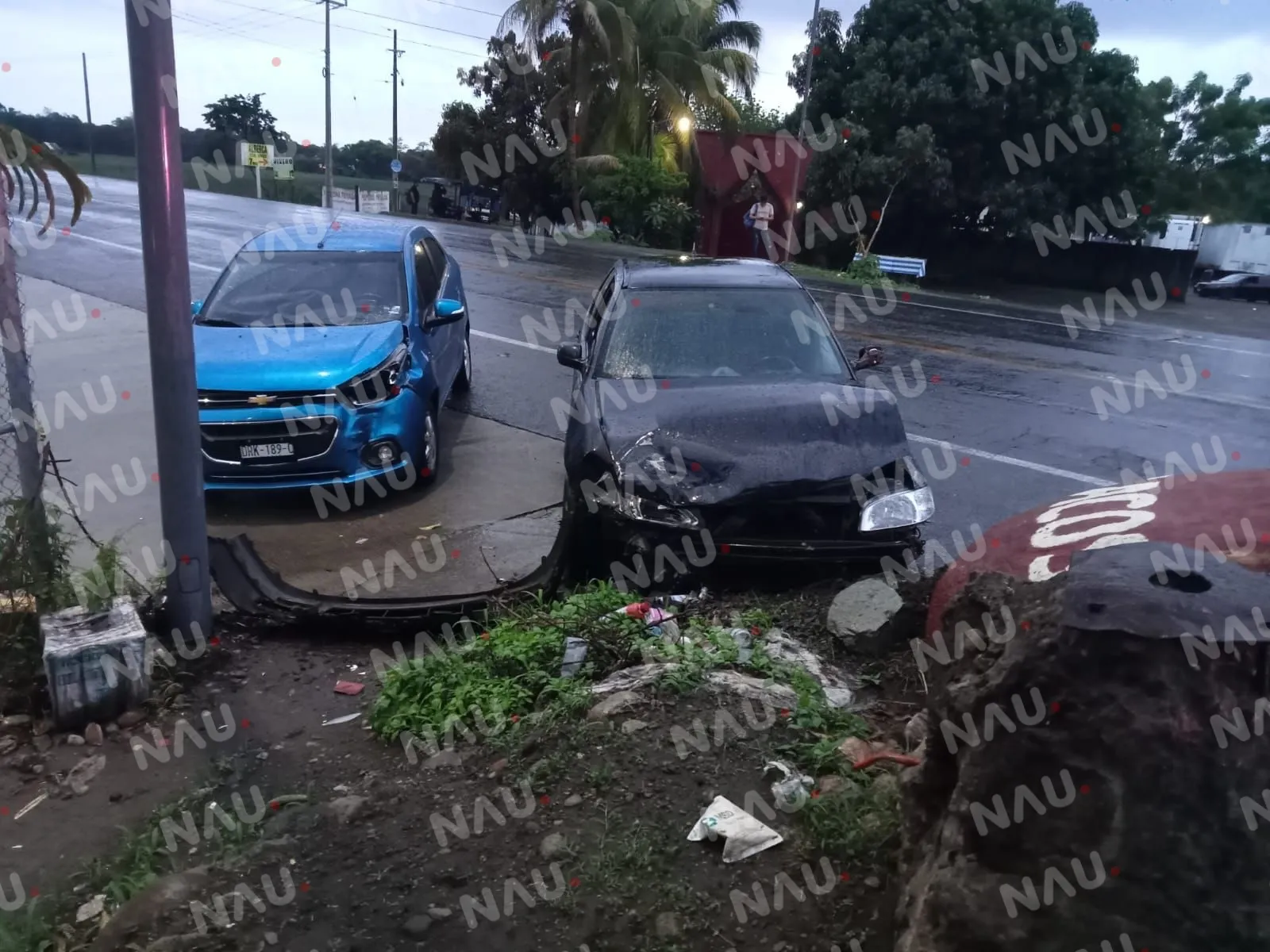 Más de 30 mil pesos deja accidente