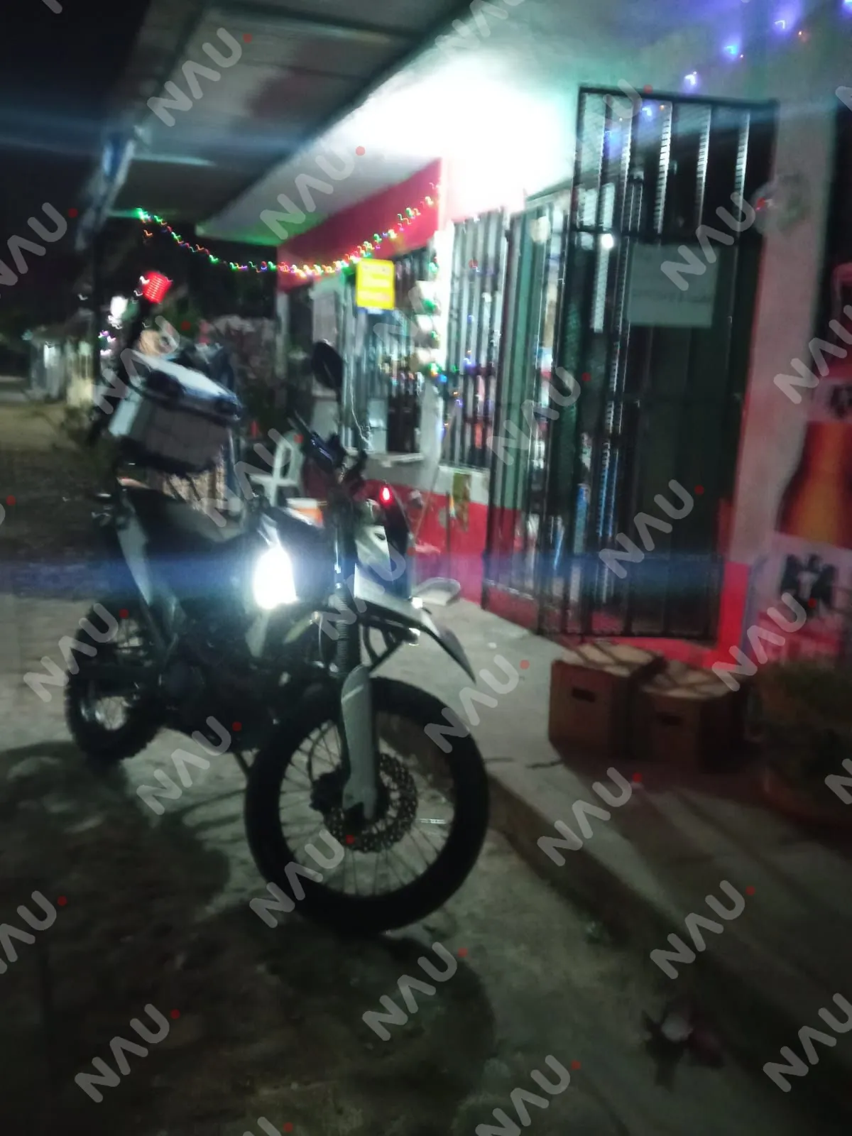Joven resulta lesionado tras caer de cinco metros en la colonia 5 de Abril