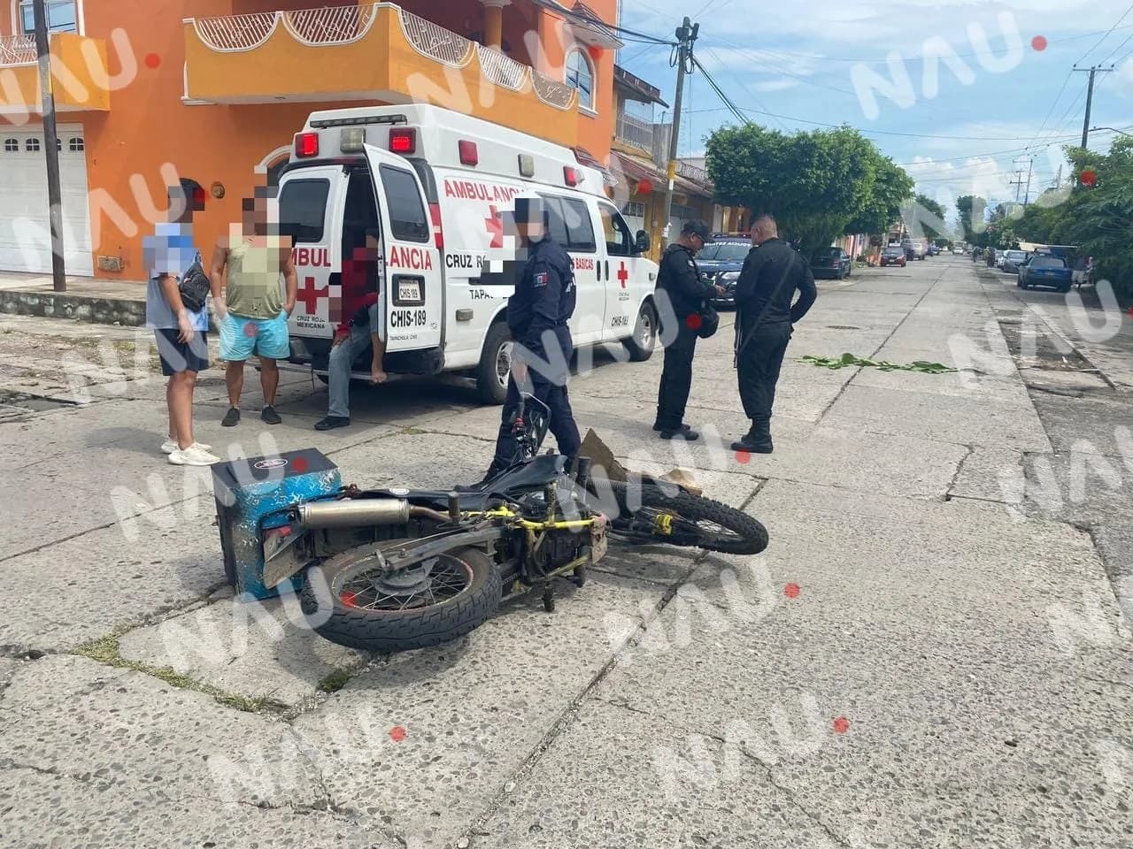 Señora lesionada al ser atropellada por un vehículo