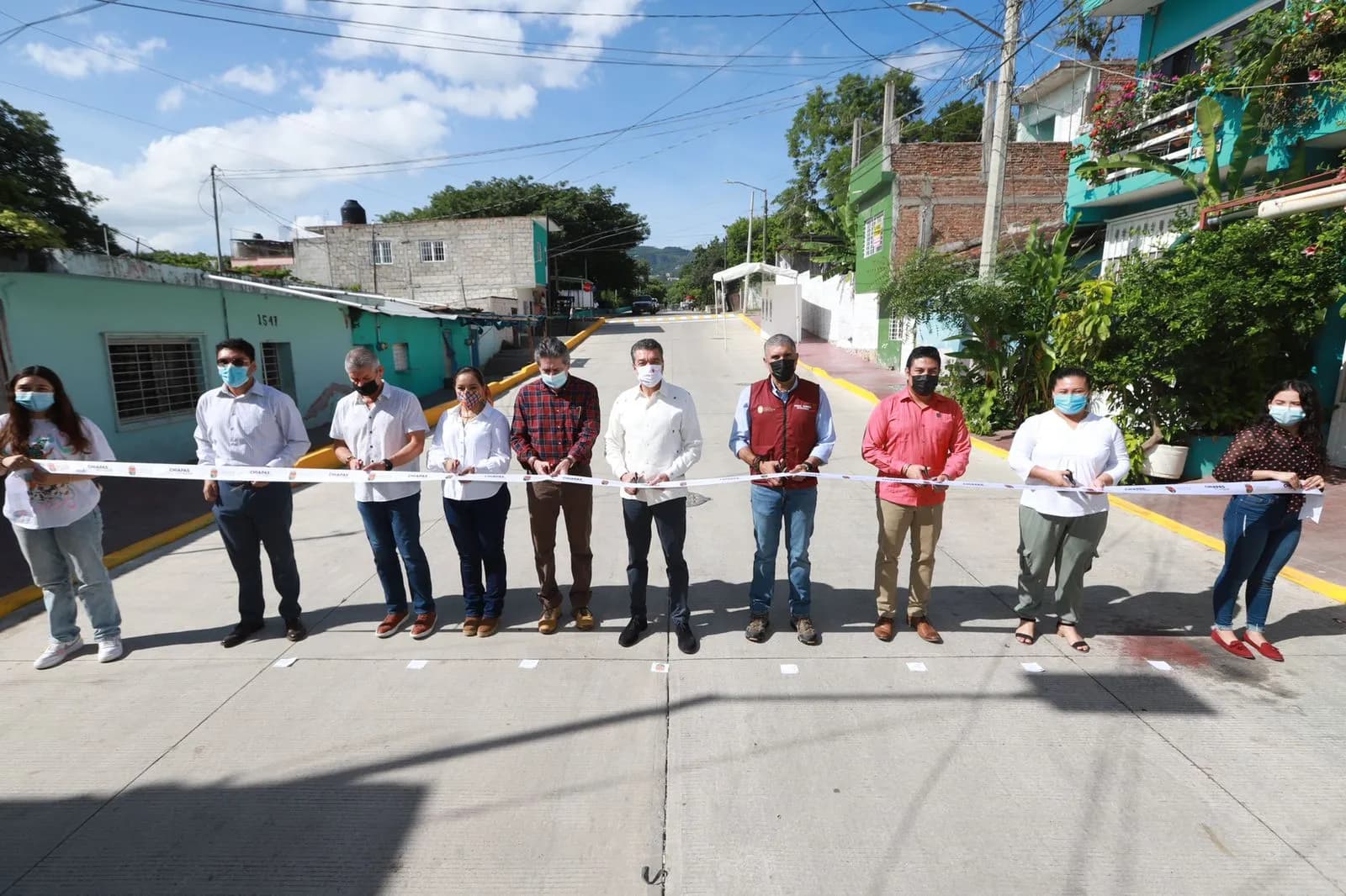 Inaugura Rutilio Escandón pavimentación de la calle Segunda Oriente Sur, en el Barrio San Francisco