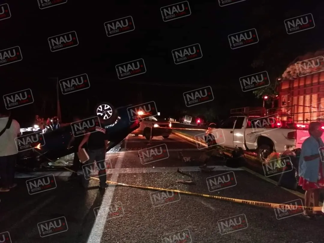 Sólo daños deja accidente de 4 vehículos en la carretera costera