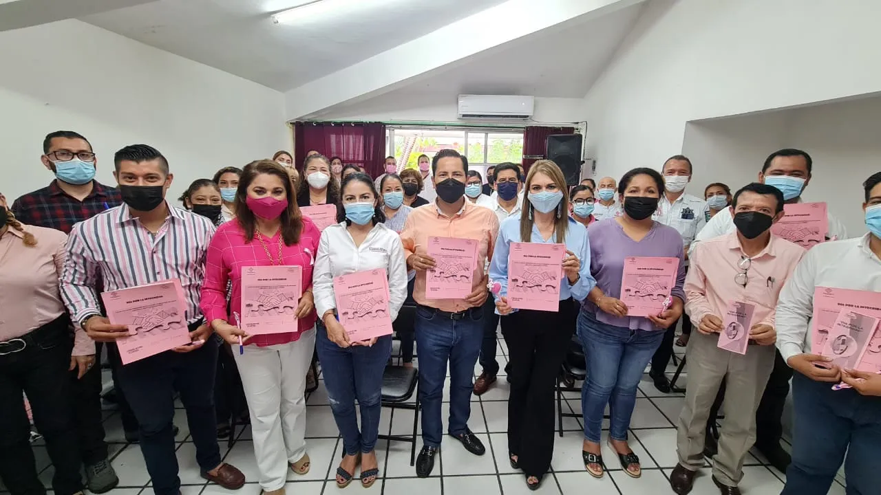 ROSY URBINA ENCABEZA CONMEMORACION DEL “DÍA POR LA INTEGRIDAD” EN TAPACHULA