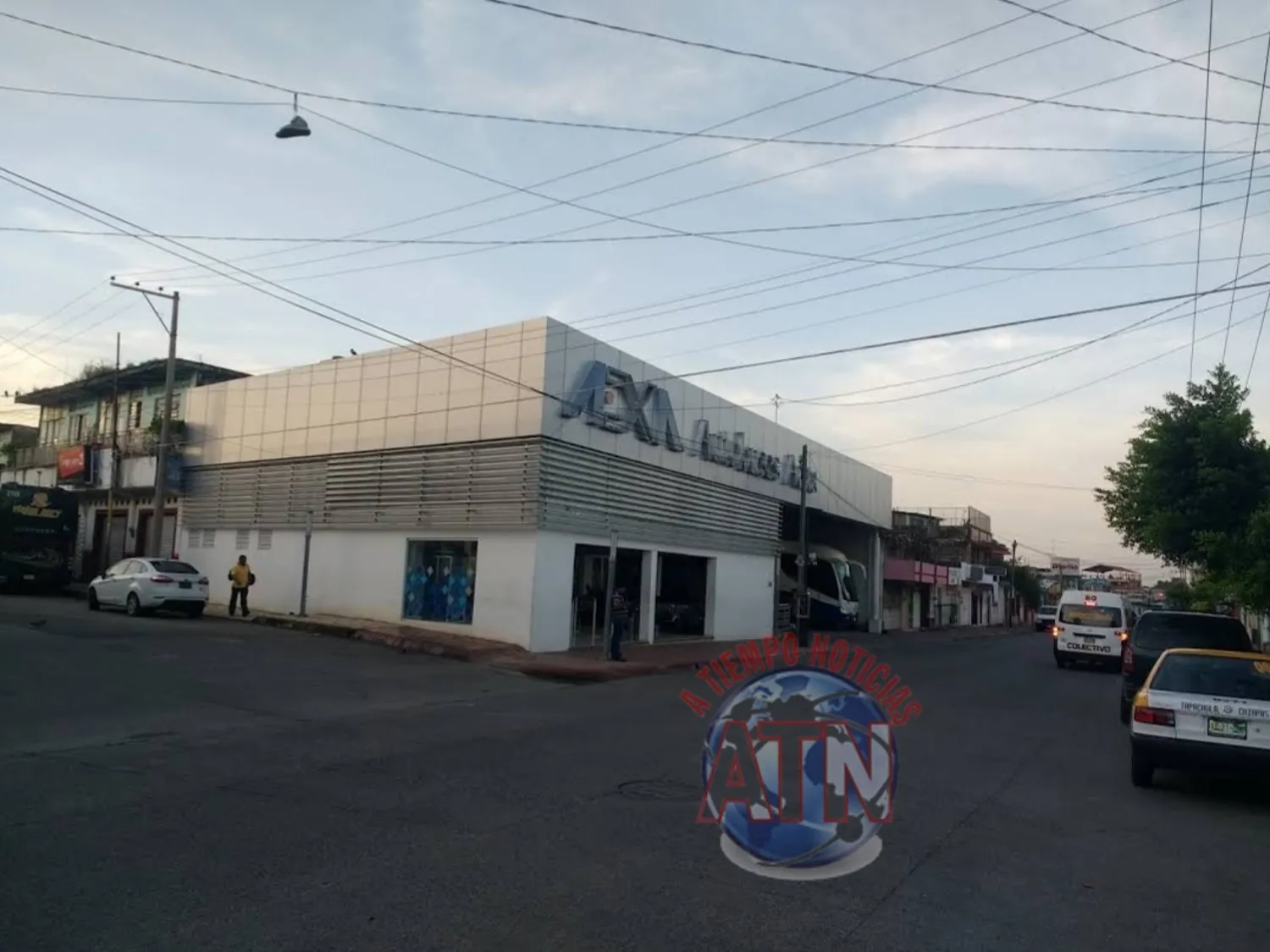 Lo asaltaron a unos cuantos metros de su casa