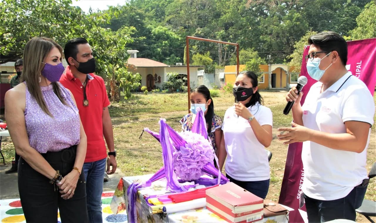 BRIGADA ROSA BENEFICIA A FAMILIAS DE LA COLONIA HERMOSA PROVINCIA
