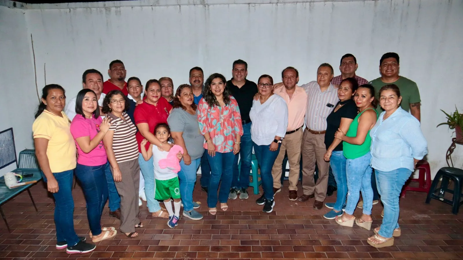 Se reúne Yamil Melgar con integrantes del sindicato de salud.