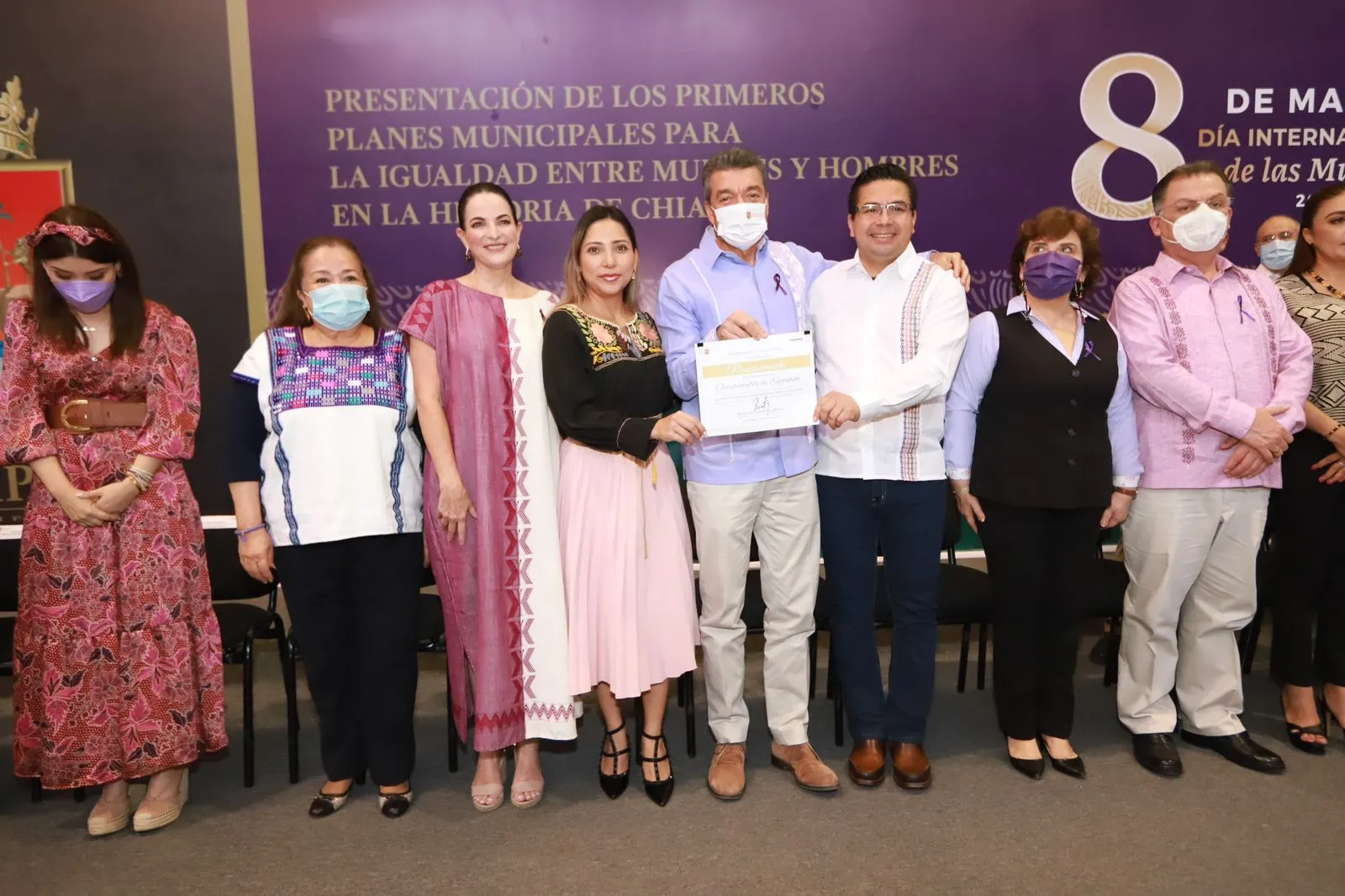 Junto a los gobiernos municipales, Rutilio Escandón impulsa la igualdad entre mujeres y hombres