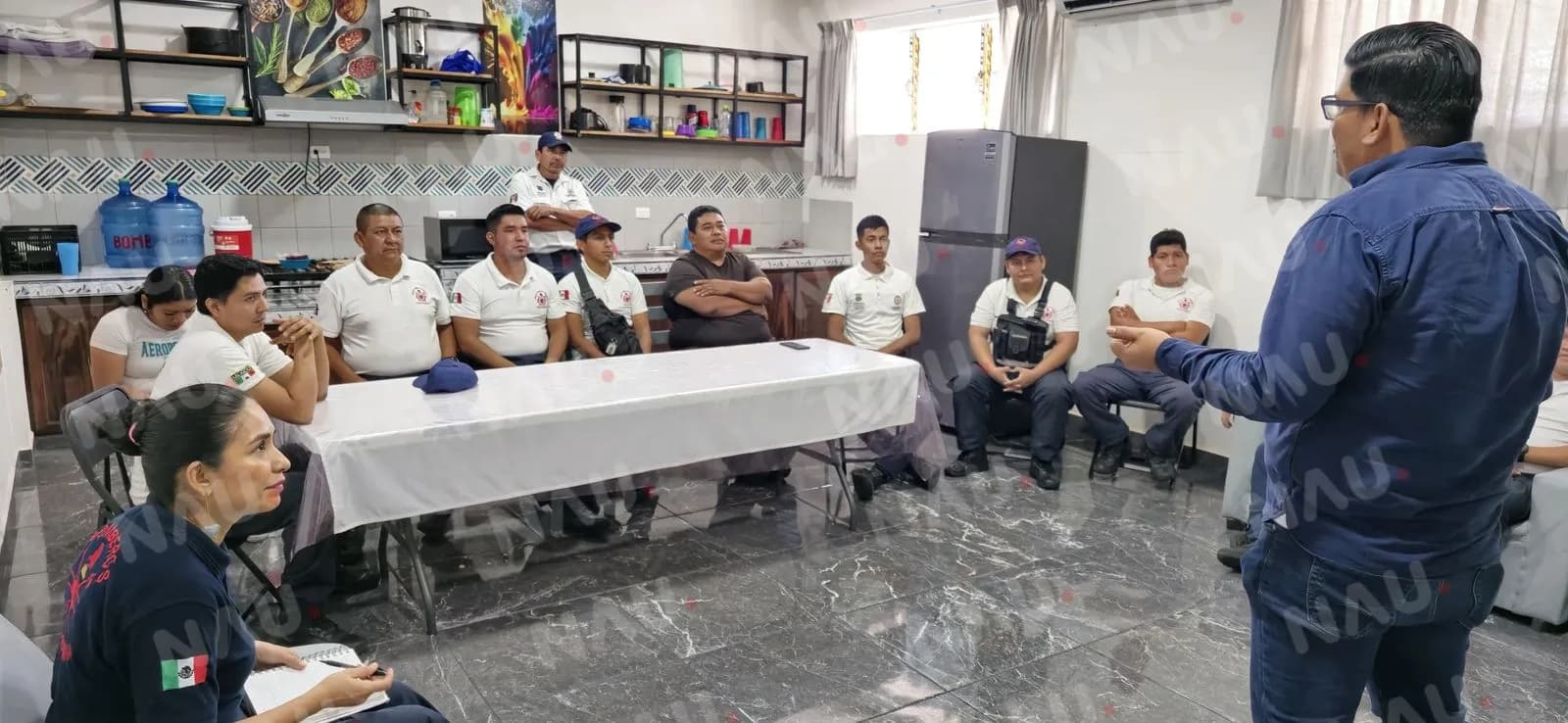 Bomberos de Tapachula reciben taller de primeros auxilios psicológicos