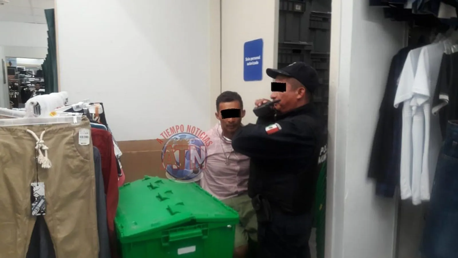 Quería estrenar ropa sin pagar en Coppel