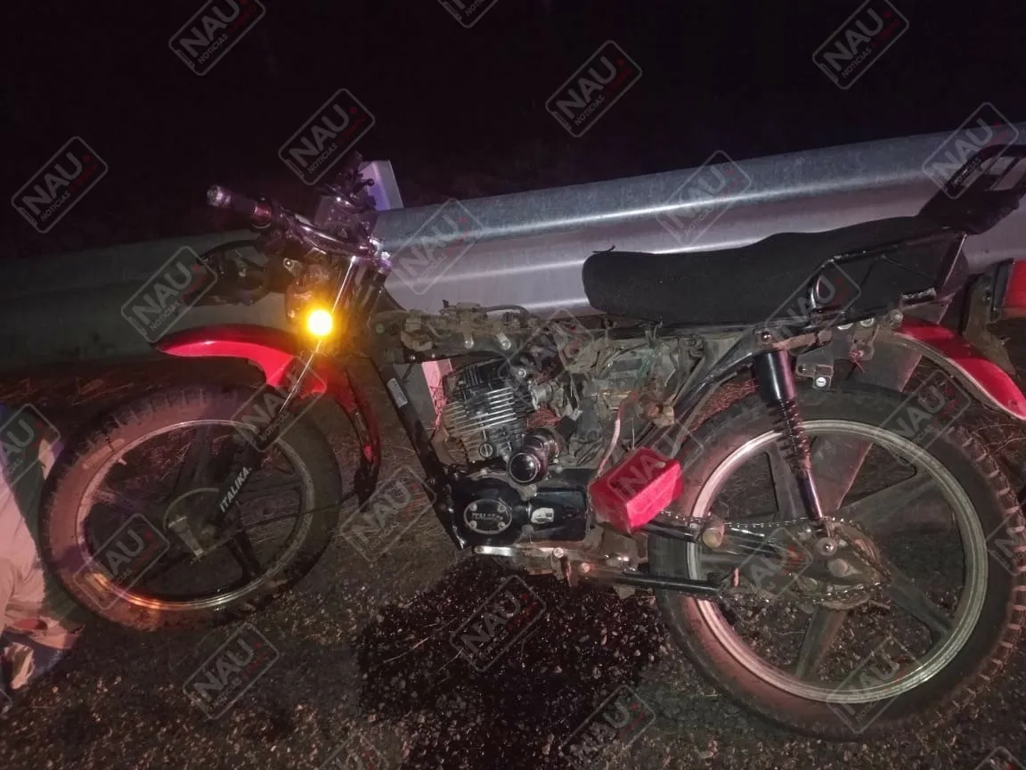 Dos lesionados al derrapar la motocicleta en que se desplazan