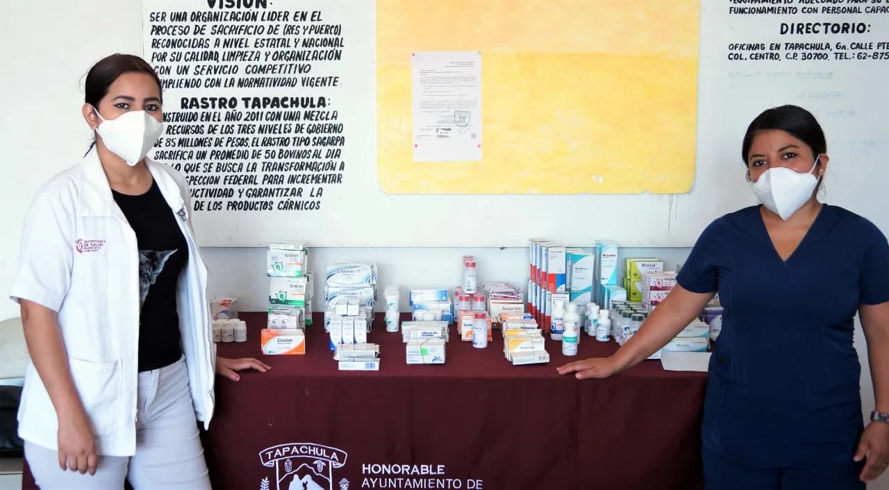 BRINDAN ATENCIÓN CON BRIGADA MÉDICA A OPERADORES DEL RASTRO MUNICIPAL