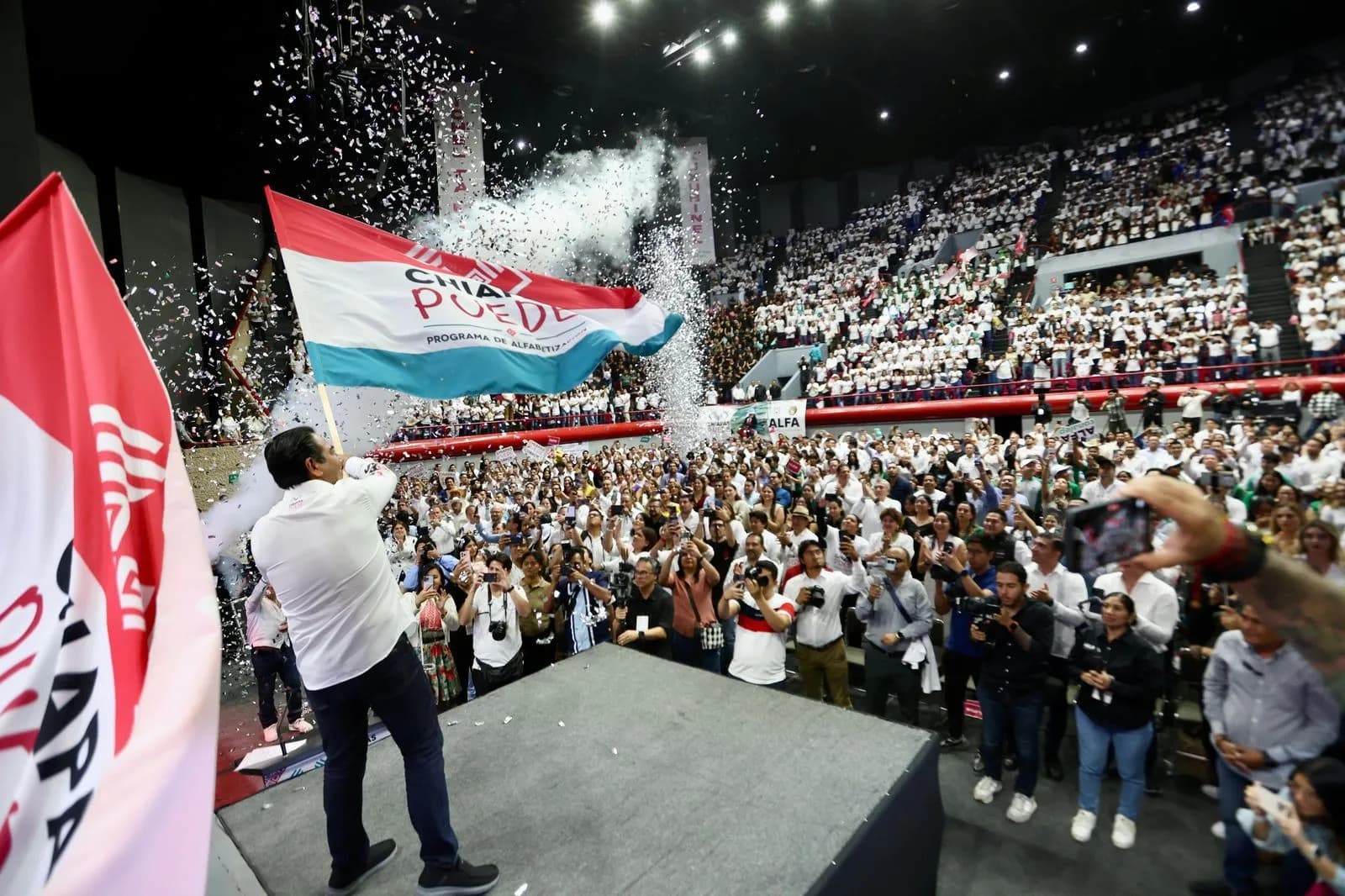 ”Chiapas Puede”: Eduardo Ramírez pone en marcha la estrategia estatal para erradicar el analfabetismo