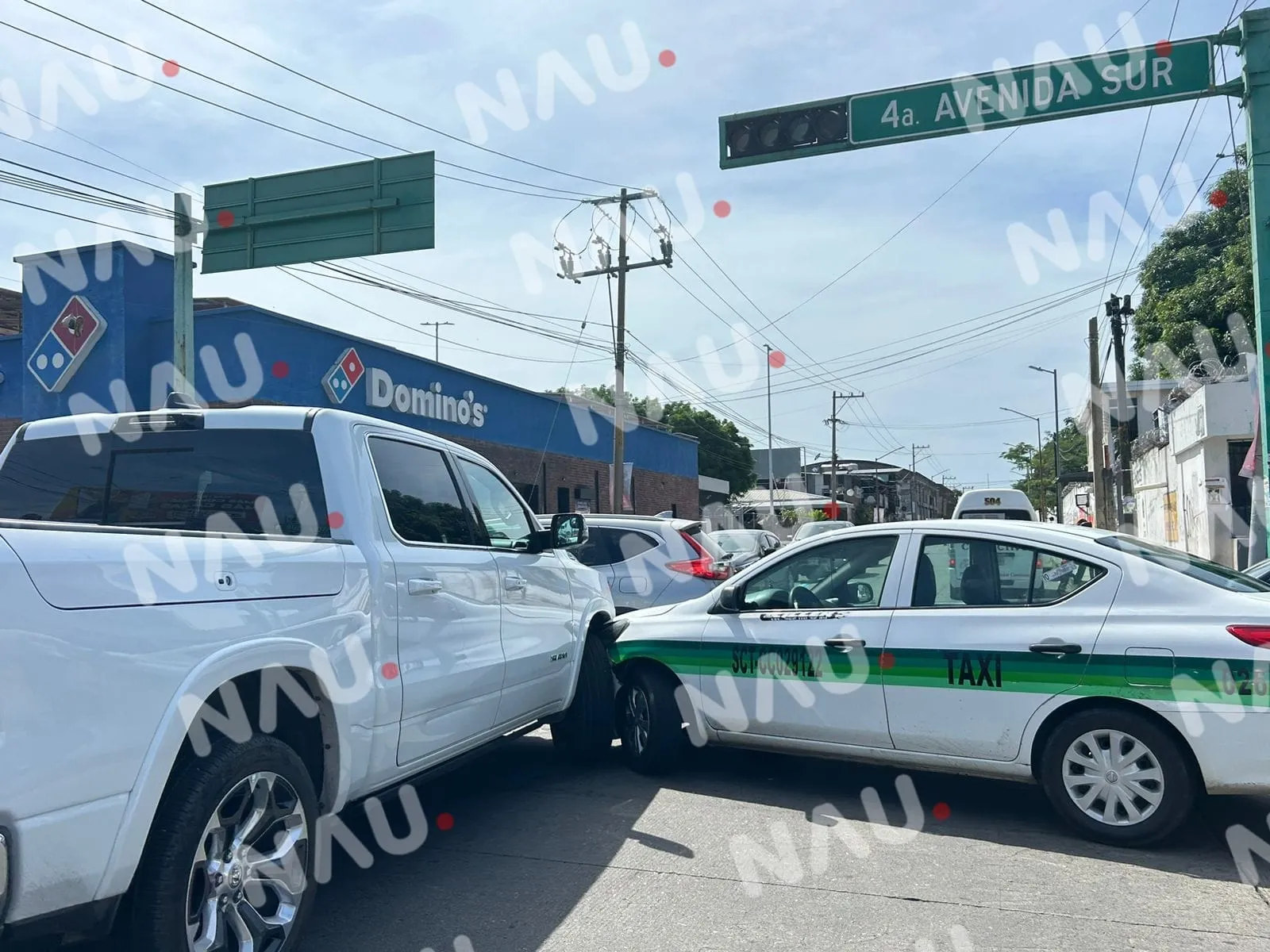 Accidente en Tapachula interrumpe el tránsito en la cuarta avenida Sur y 20 calle Poniente