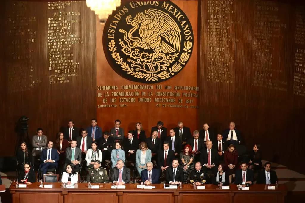 Asiste Rutilio Escandón a la conmemoración del 106 Aniversario de la Promulgación de la Constitución de 1917