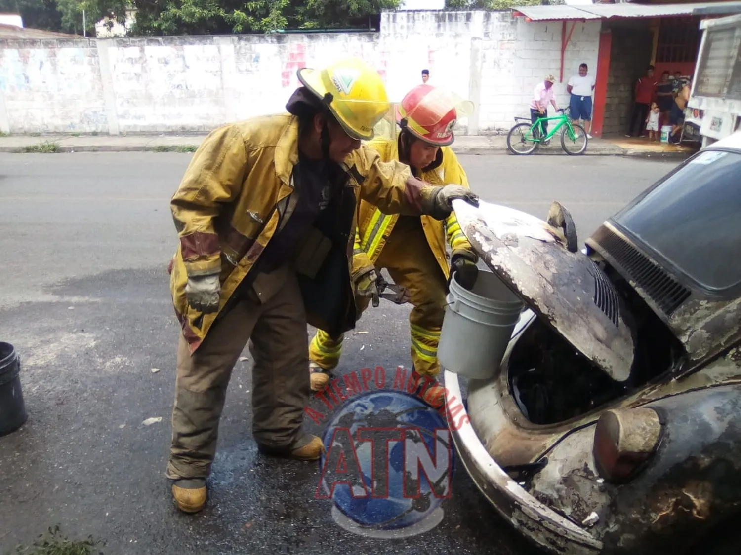 Se incendia un vehículo