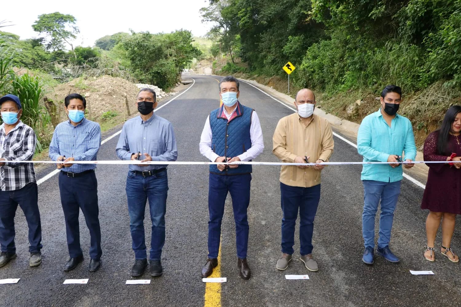 Rutilio Escandón inaugura modernización del camino San Fernando-Colonia Cuauhtémoc