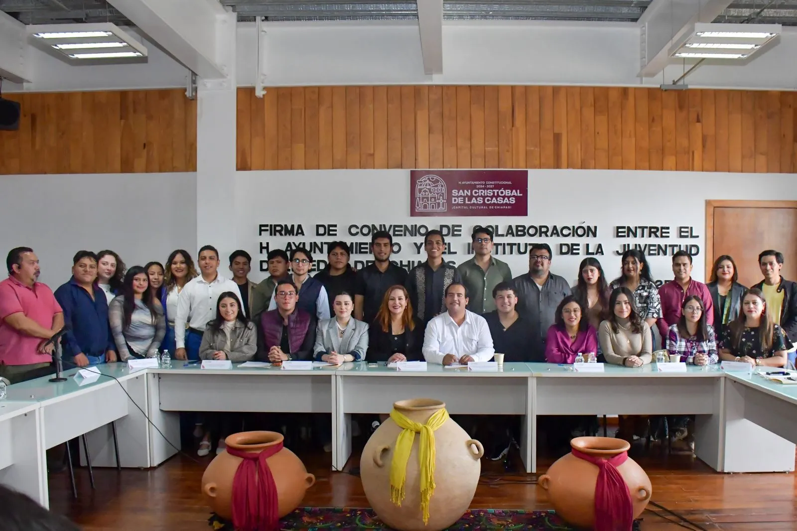 Firman convenio para fortalecer el impulso a la juventud en San Cristóbal de Las Casas