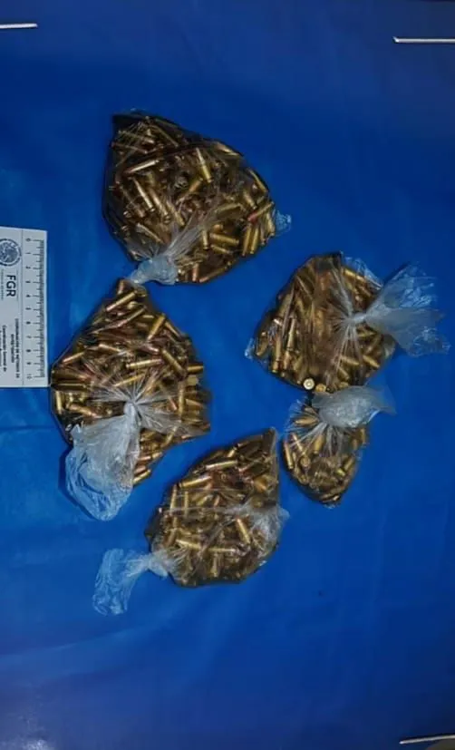 OBTIENE FGR VINCULACIÓN A PROCESO CONTRA UNA PERSONA POR ACOPIO DE ARMAS
