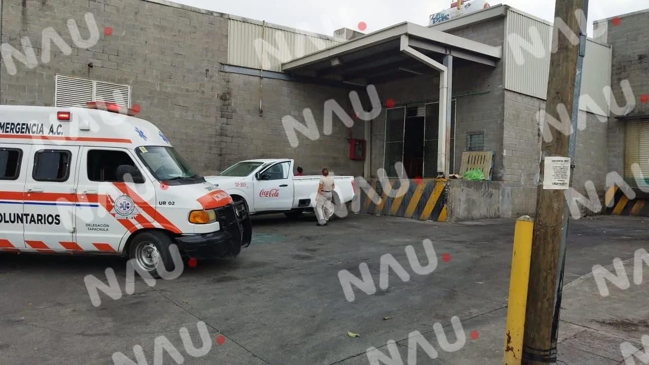 Empleado de Soriana se lesiona con un cuchillo en supuesto accidente laboral