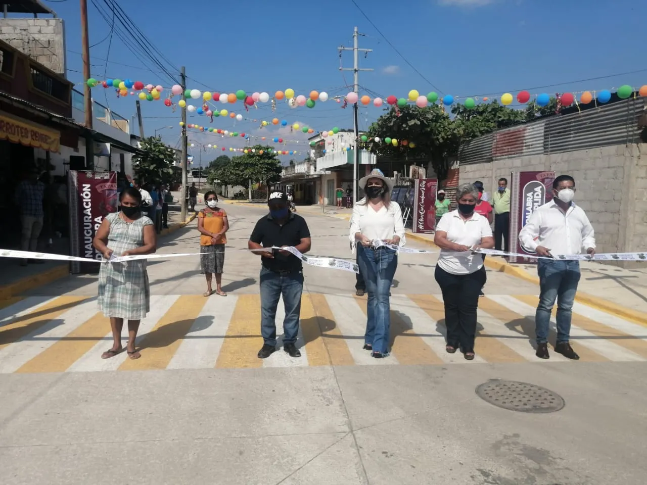 INAUGURA AYUNTAMIENTO PAVIMENTACIÓN HIDRÁULICA DE CALLES EN COLONIA “DOROTEO ARANGO”