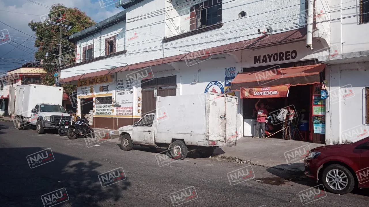 Ex empleado se robó 17 mil pesos de una tienda de abarrotes Santa Cruz