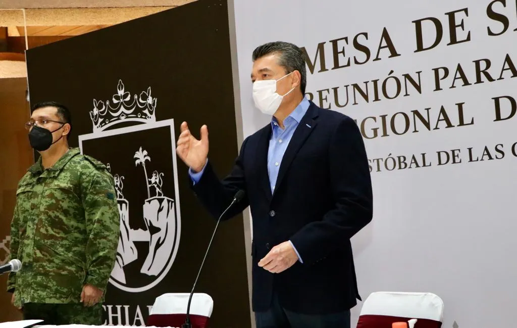 Evidencias médicas demuestran que la vacuna contra el COVID-19 cuida la salud y salva vidas
